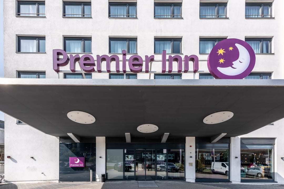 Außenansicht Premier Inn Stuttgart Airport