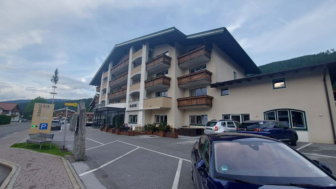 Außenansicht Hotel Alpenwelt