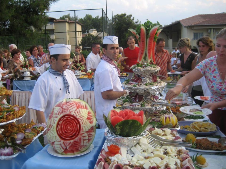 soiree buffet Melas Holiday Village