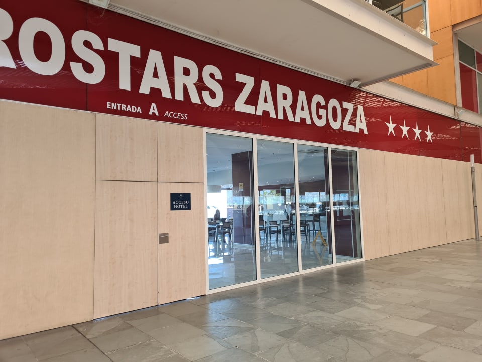Lobby Eurostars Zaragoza