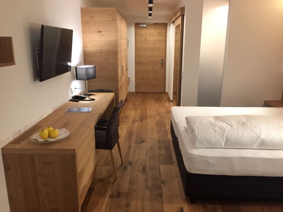 "Zimmer" Eden Boutique Hotel, Reschen am See (Resia / Reschen am See