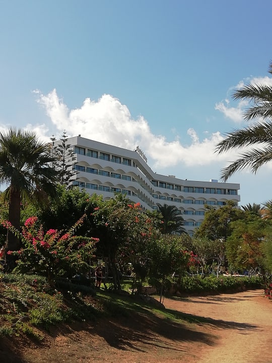 Außenansicht Crystal Springs Beach Hotel