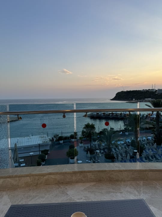 Gastro Granada Luxury Okurcalar