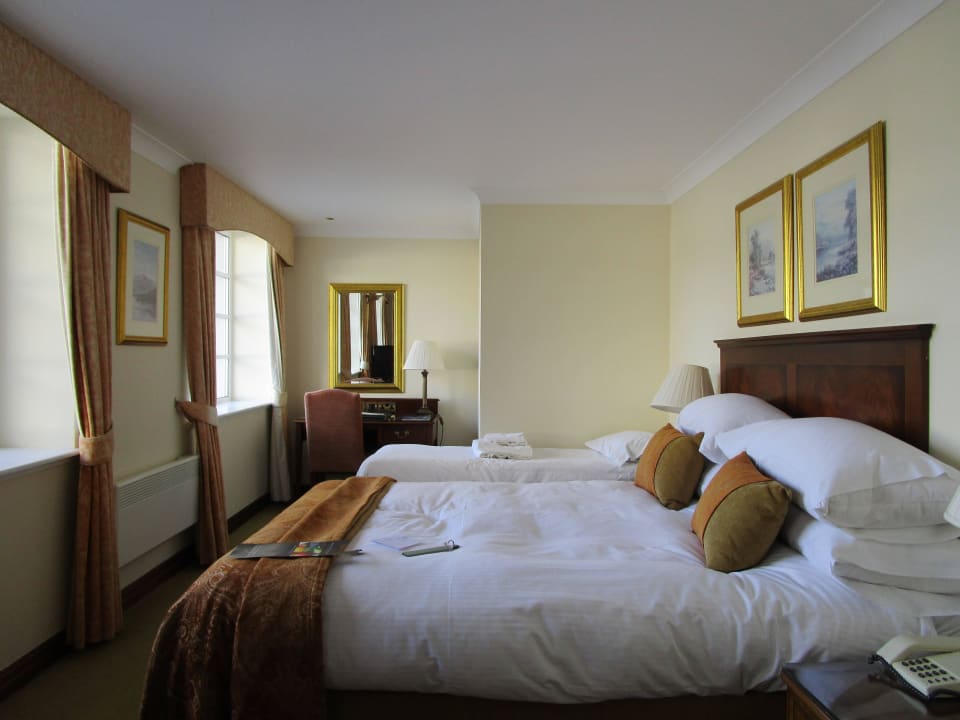 Imposant Macdonald Drumossie Hotel