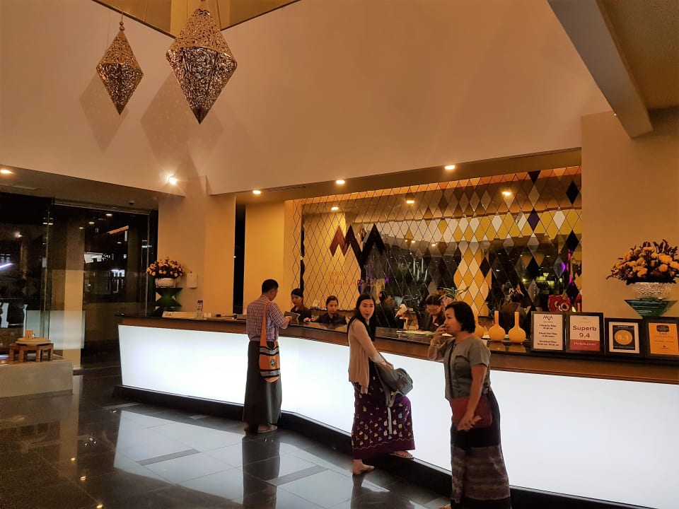 Lobby Hotel Magic Mandalay