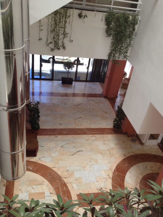 Eingangsbereich Bull Astoria