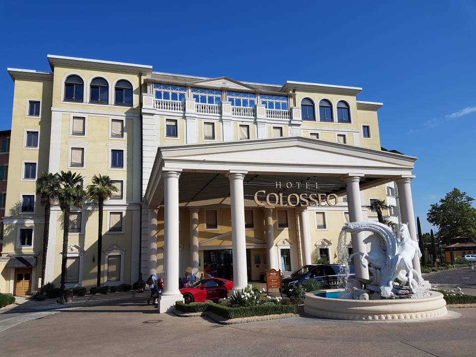 au-enansicht-hotel-colosseo-europa-park-rust-holidaycheck-baden