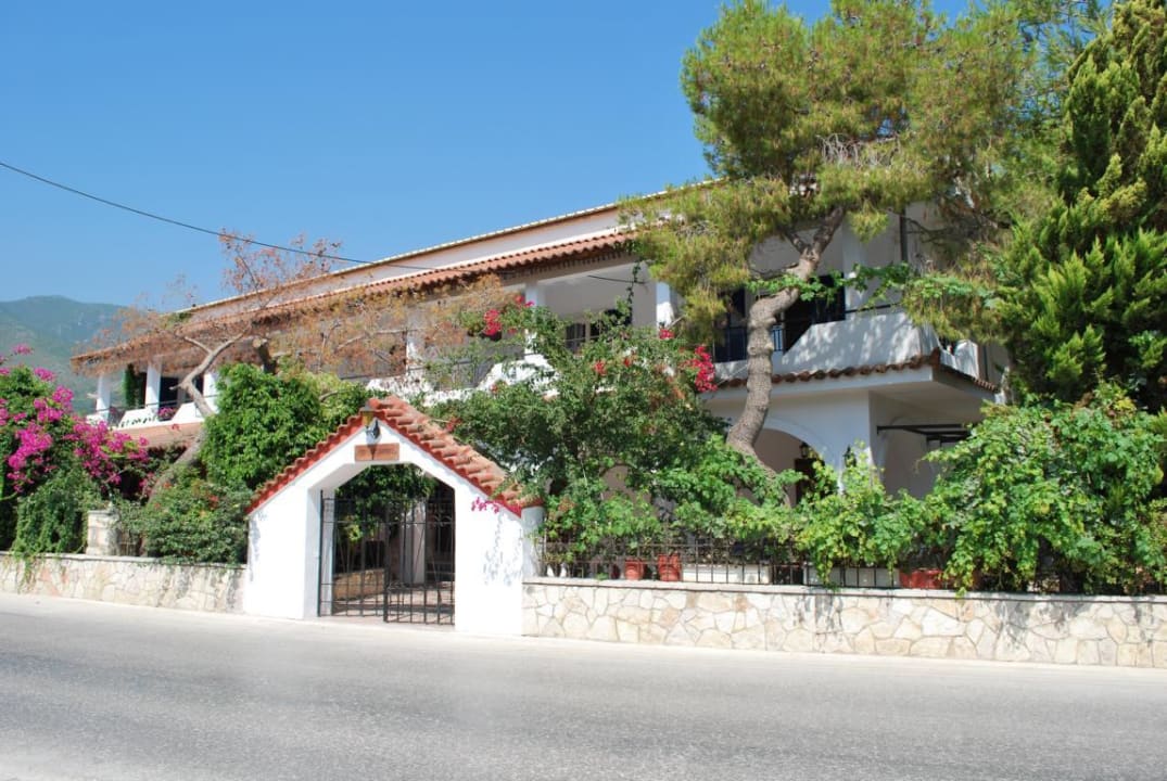 To Konaki  Pension To Konaki