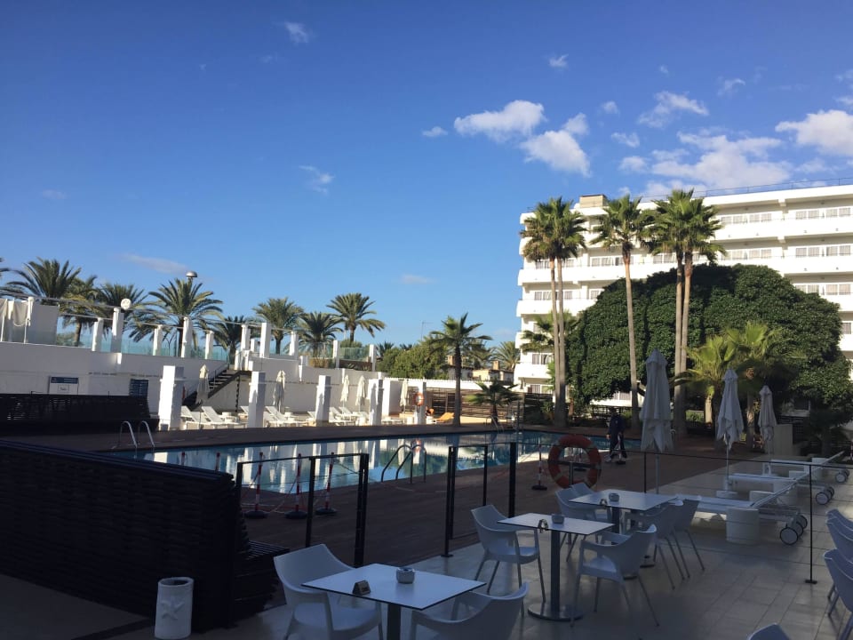 Pool Iberostar Waves Bahia de Palma