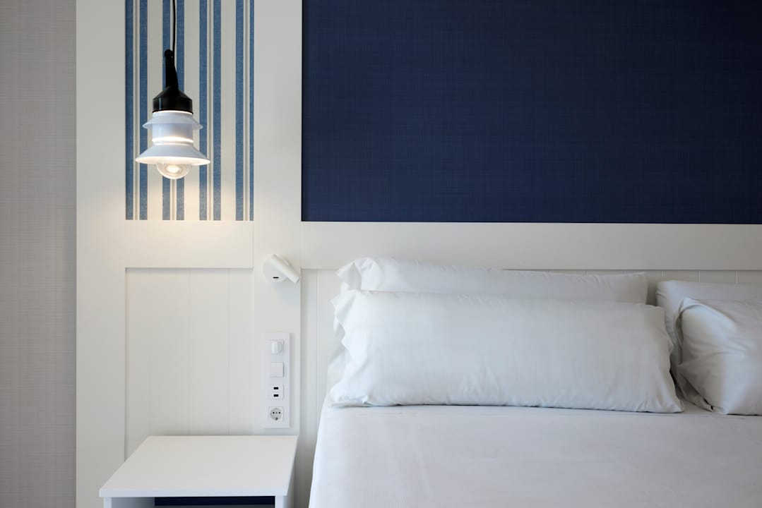 Zimmer Hotel Catalonia Mirador des Port