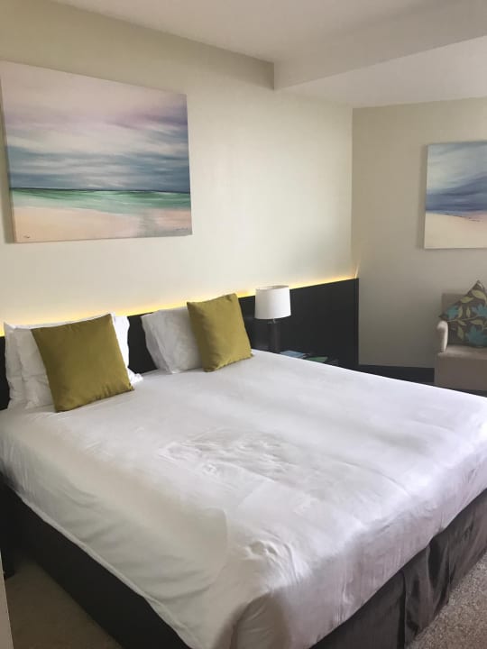 Zimmer JA Beach Hotel