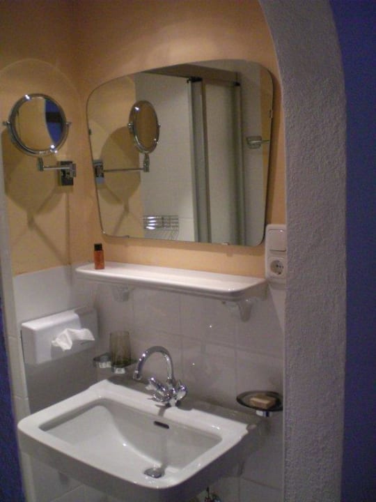 Bad EZ 212 Hotel Alpenfriede