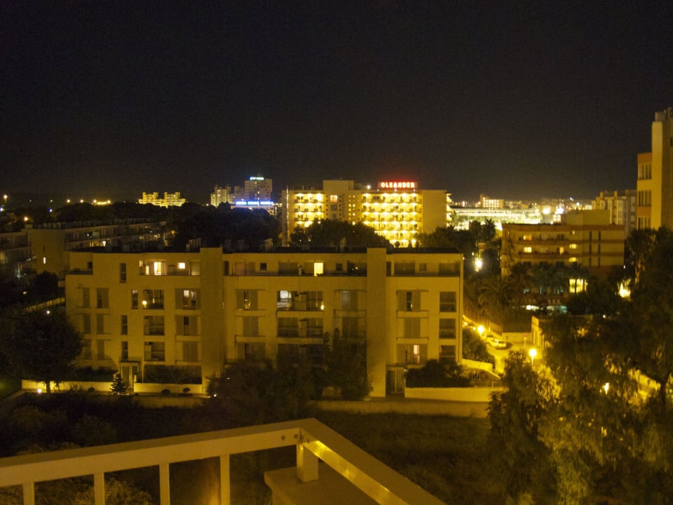 Von Balkon bei Nacht BG Hotel Caballero