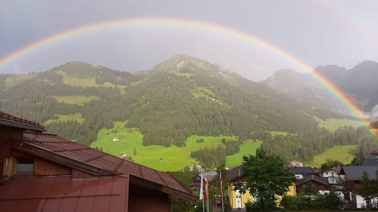 Ausblick IFA Alpenrose Hotel Kleinwalsertal