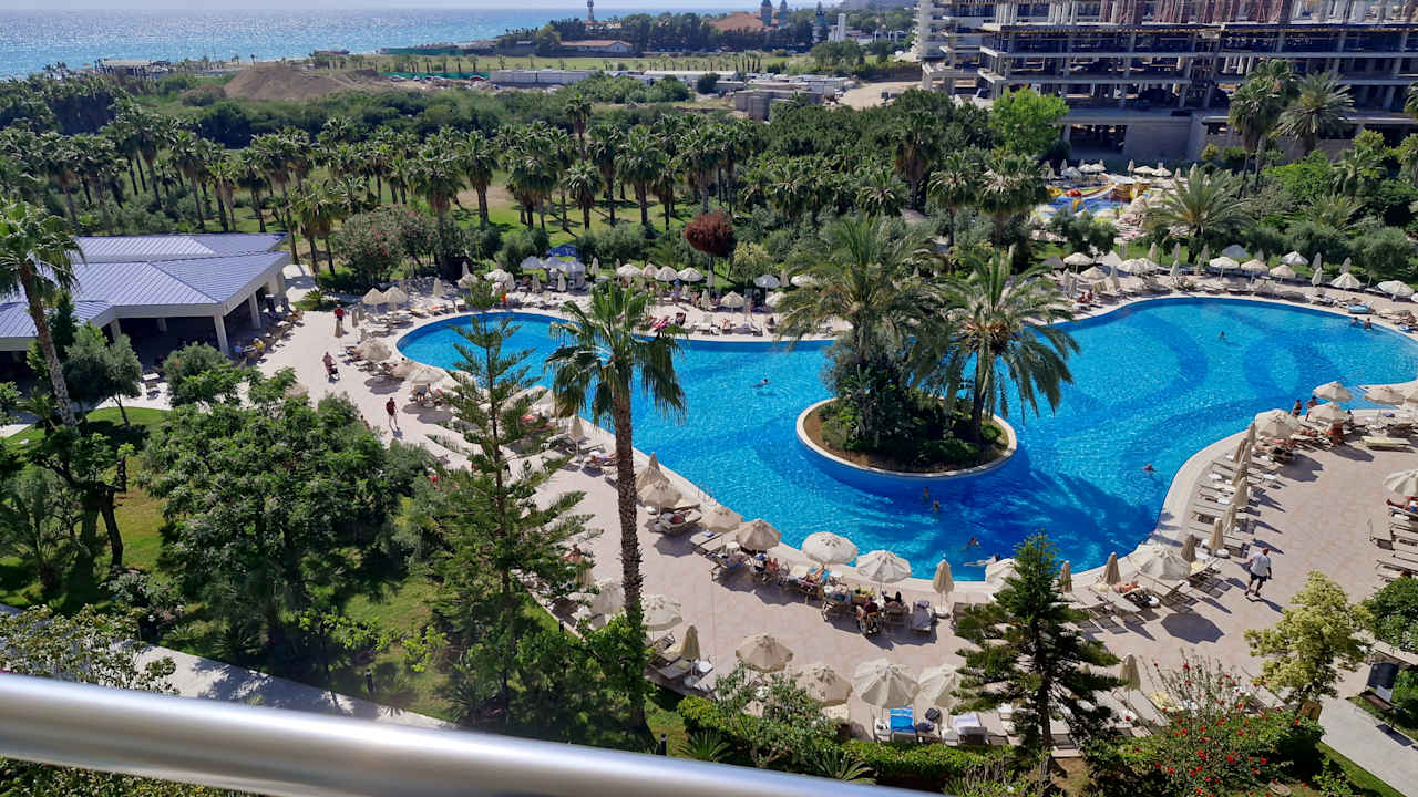 Pool Seaden Sea World Resort & Spa