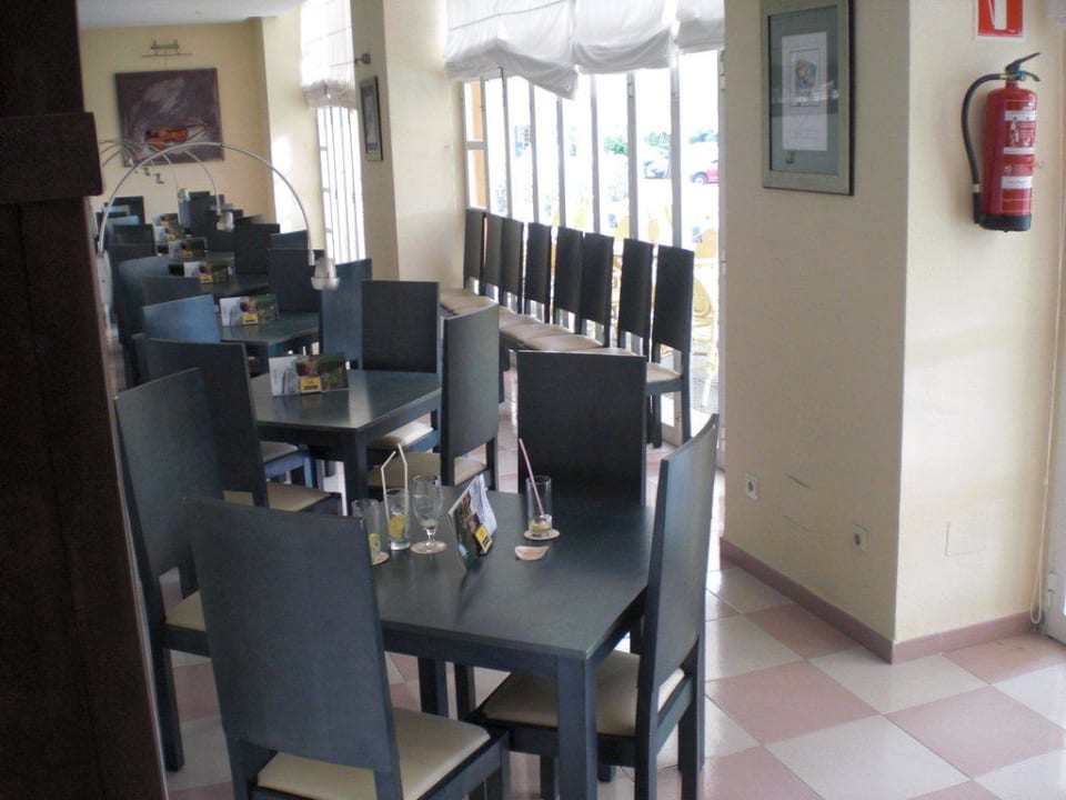 Unterhalb des Cigarrooms Iberostar Waves Playa de Muro