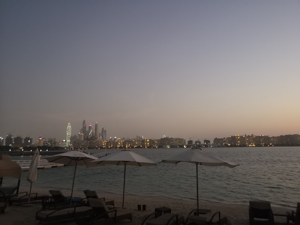 Strand Rixos The Palm Hotel & Suites