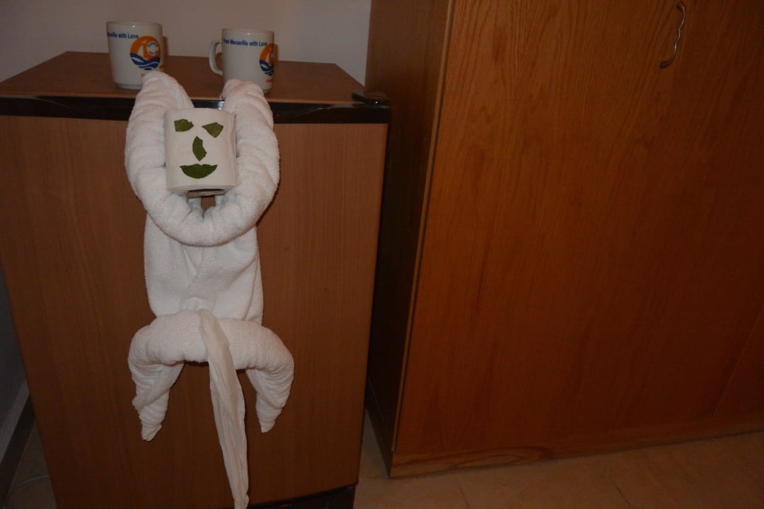 Figur aus Badetücher Menaville Safaga