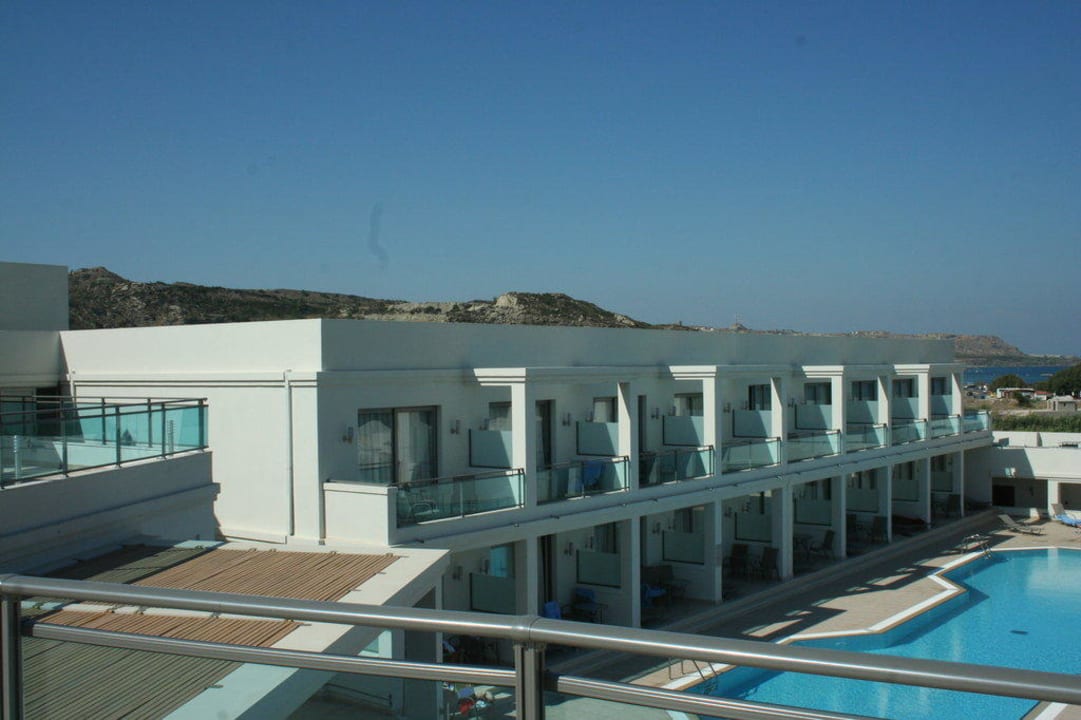 Dritter Pool, bei anderen Zimmern Apollo Blue