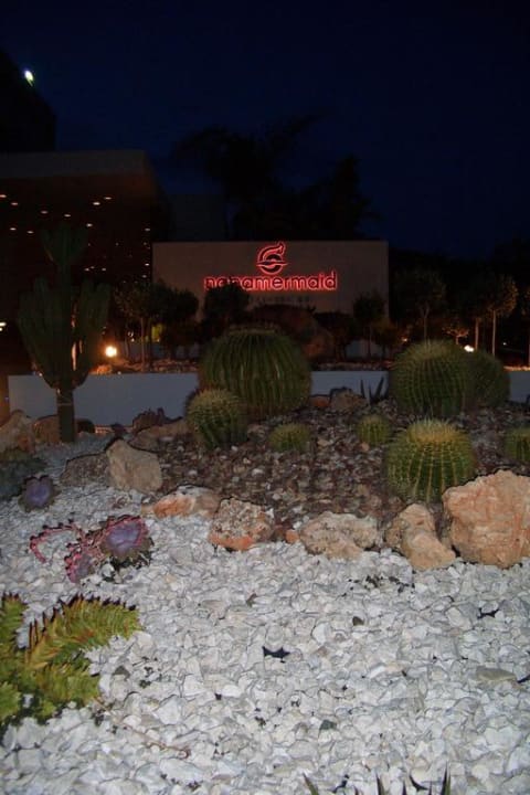 Der Vorgarten Napa Mermaid Hotel & Suites