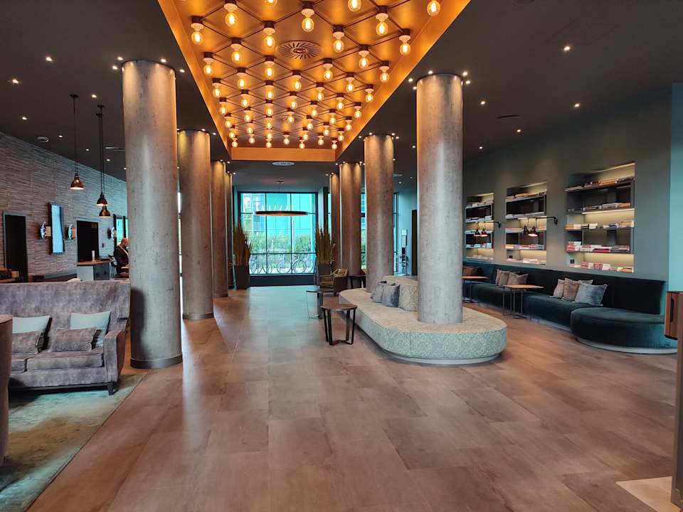 Lobby AMERON Berlin ABION Spreebogen Waterside