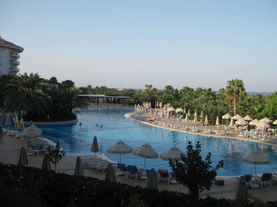 Sicht vom Hotel auf den Familienpool Seaden Sea World Resort & Spa