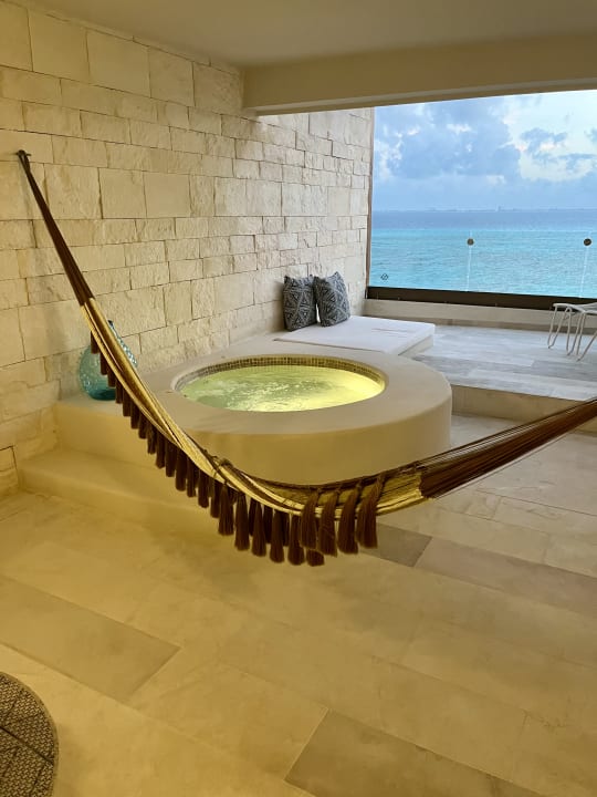 Zimmer Impression Isla Mujeres by Secrets - Adults Only