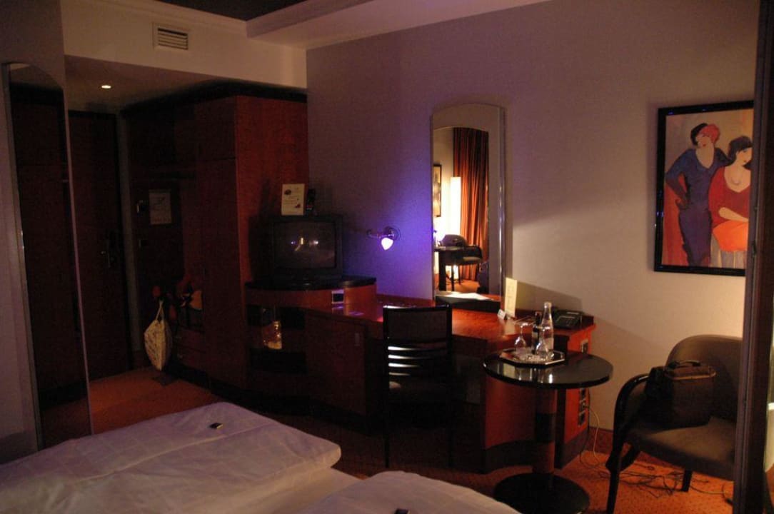 Zimmereinrichtung Hotel NEWBERLIN