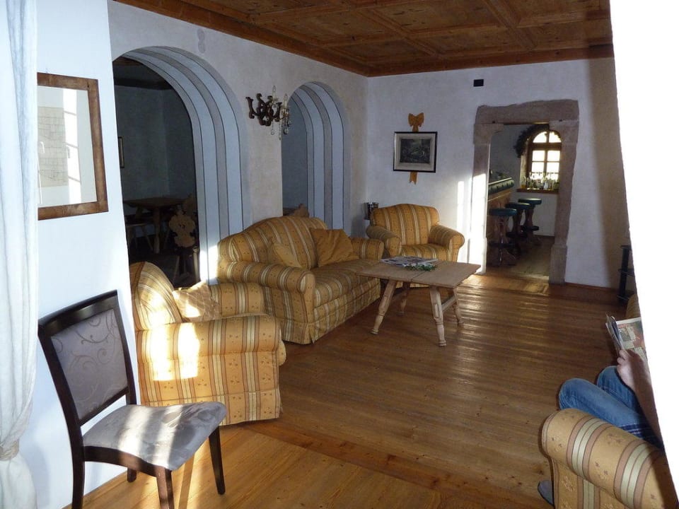 Bar & TV und Aufenthaltsraum Romantic Hotel Excelsior