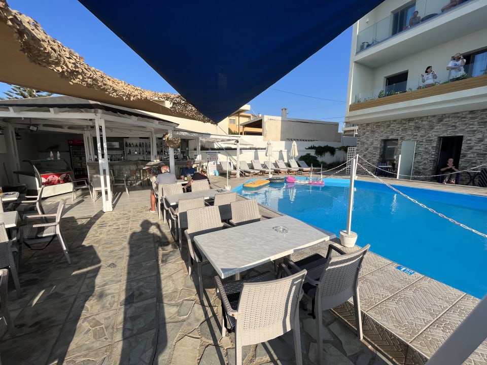 Pool Hotel Sunset Beach