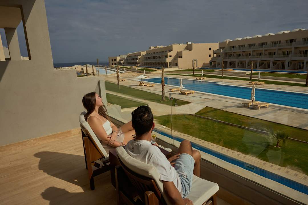 Zimmer Diamond Beach by Pearl Resort