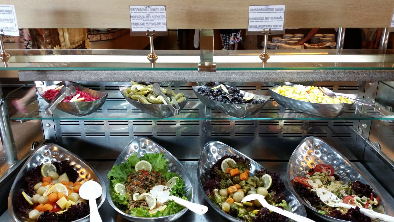 Büffet Club Grand Side