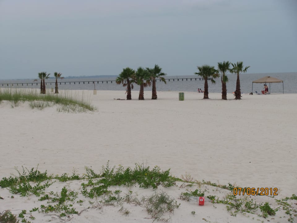 Öffentlicher Strand auf Höhe Super 8 Hotel Super 8 Biloxi