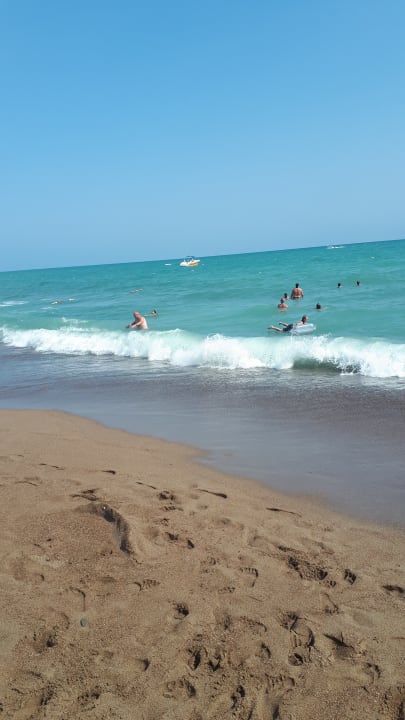 Strand Royal Wings Hotel