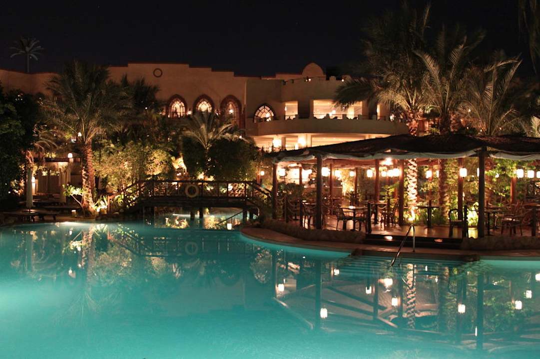 Pool bei Nacht The Grand Hotel Sharm El Sheikh