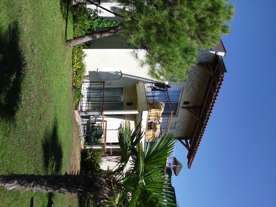 Unser Bungalow (Zimmer oben) Papillon Belvil