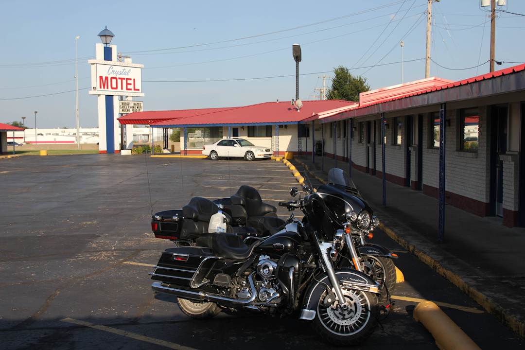 Parkplatz Crystal Motel