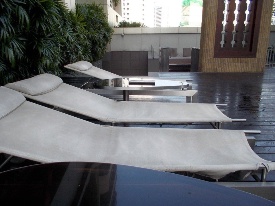 Pool JC Kevin Sathorn Bangkok Hotel