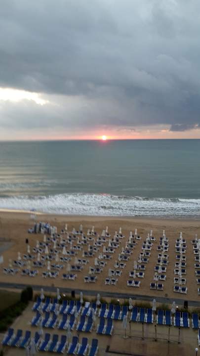 Sonnenaufgang Sol Luna Bay