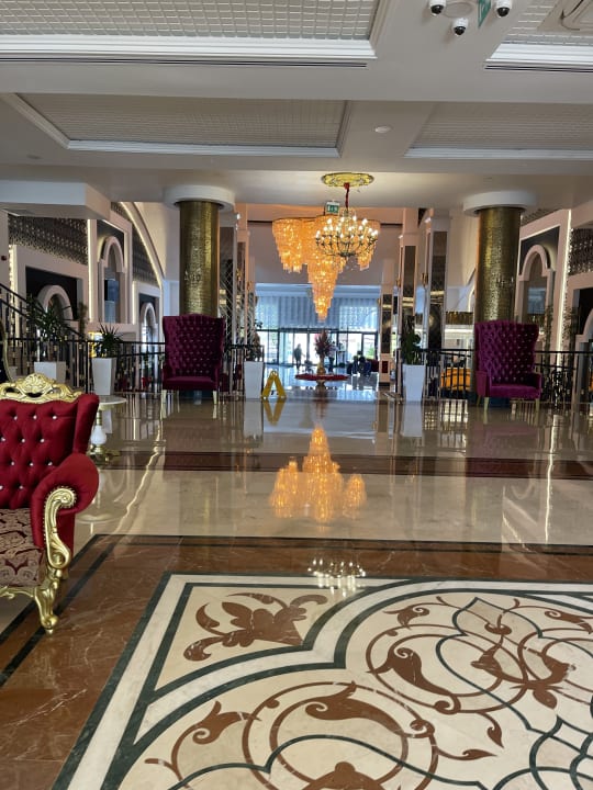 Lobby Dream World Palace Hotel