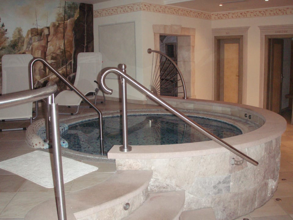 Whirlpool Hotel Panorama