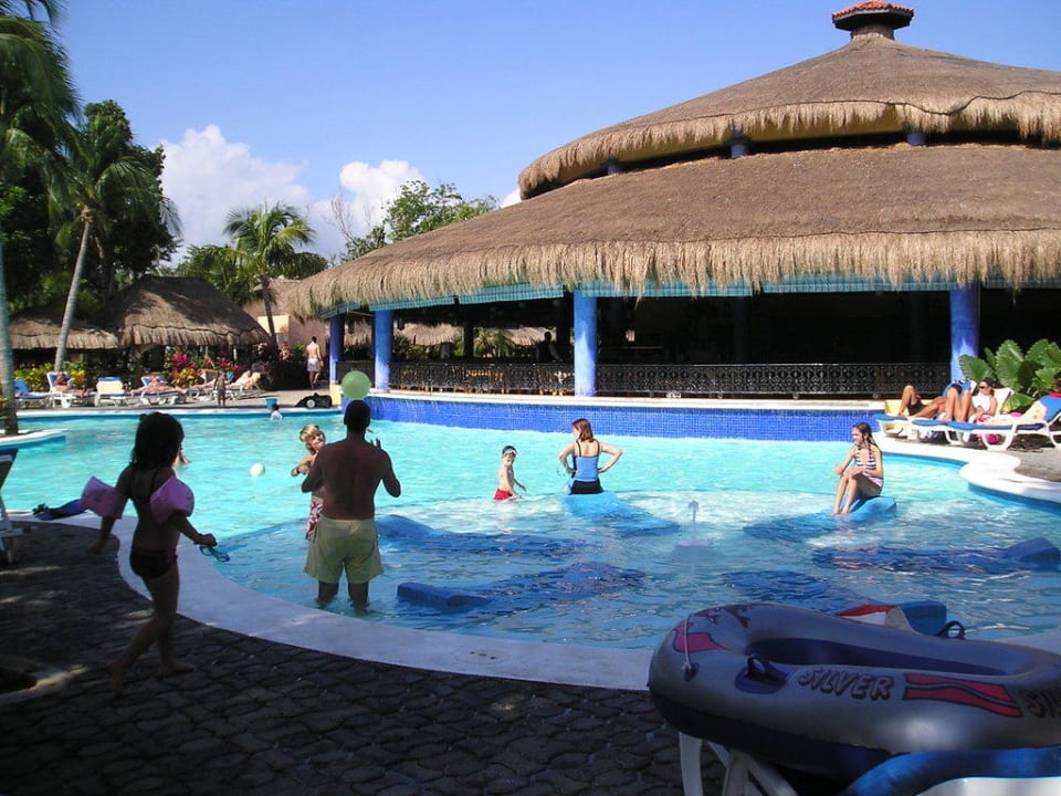 Innenpool Hotel Riu Tequila