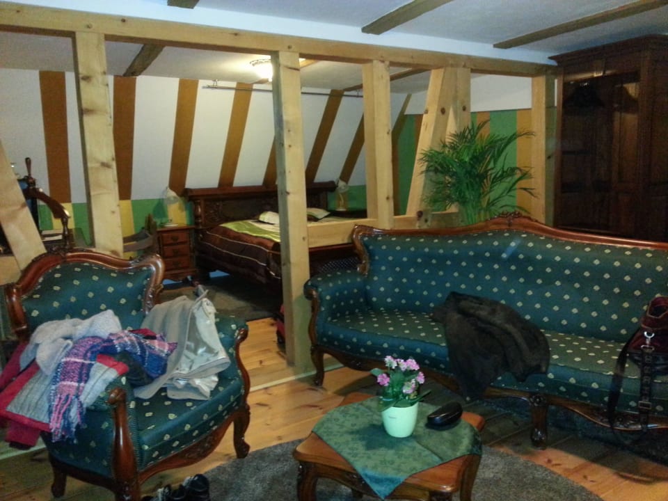 Wohn-, Schlafbereich Hotel Denkmal 13