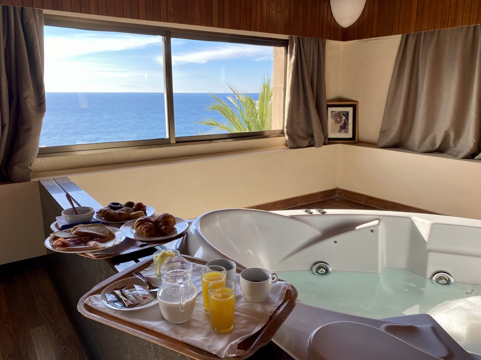 Zimmer Hotel Roger de Flor Seleqtta