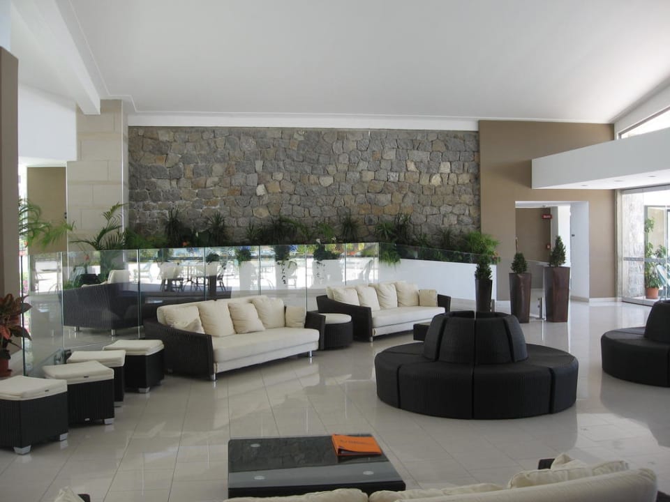 Lobby & Eingang Aldiana Club Rocca Nettuno Calabria