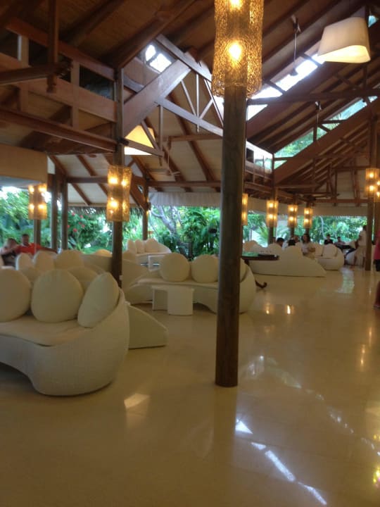 Alles sehr geplegt Kuramathi Maldives