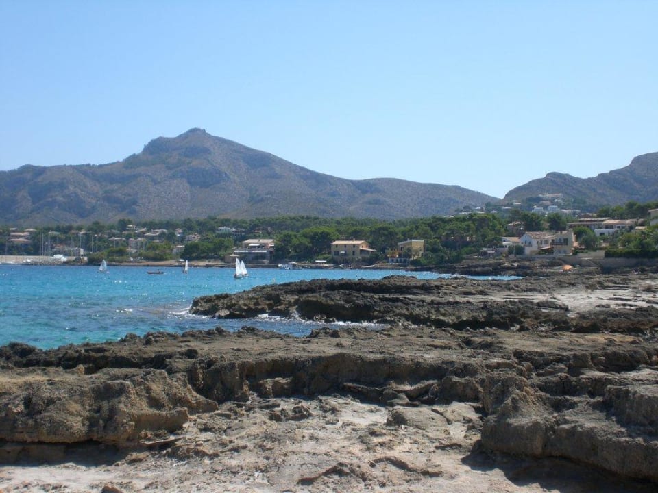 Felsen zwischen den Buchten Prinsotel Mal Pas (Adults only)