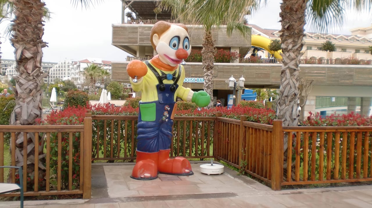 Kinderpool im Kids Club Diamond Excellence Resort & Spa