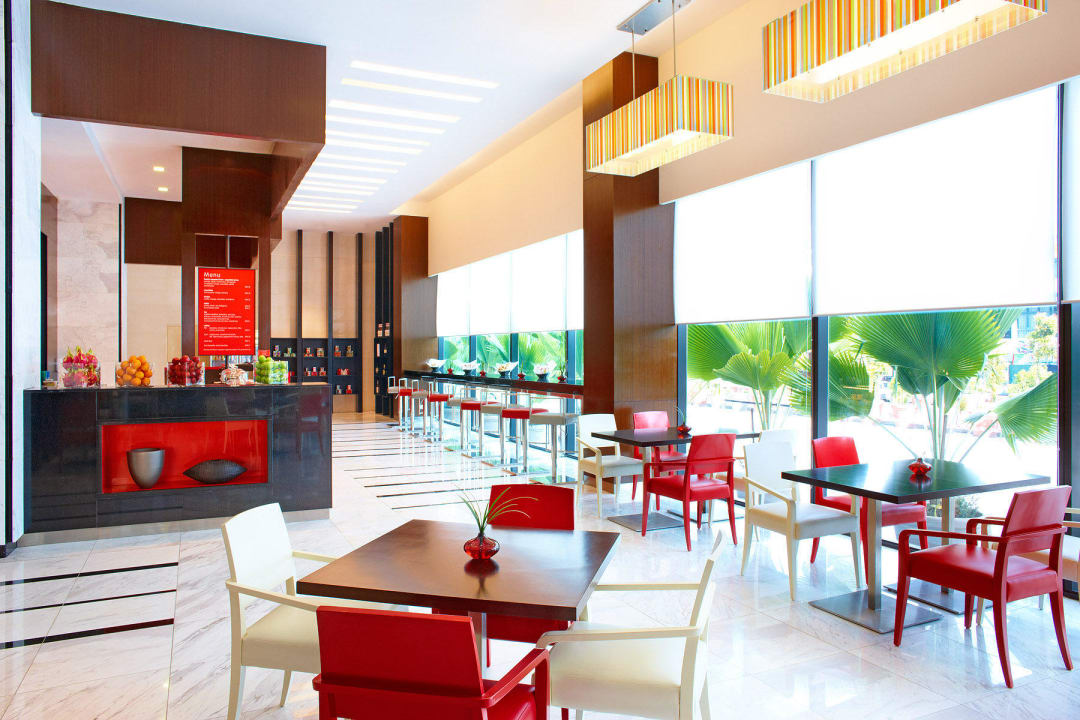 The Wrapped Deli Hotel Four Points by Sheraton Kuching