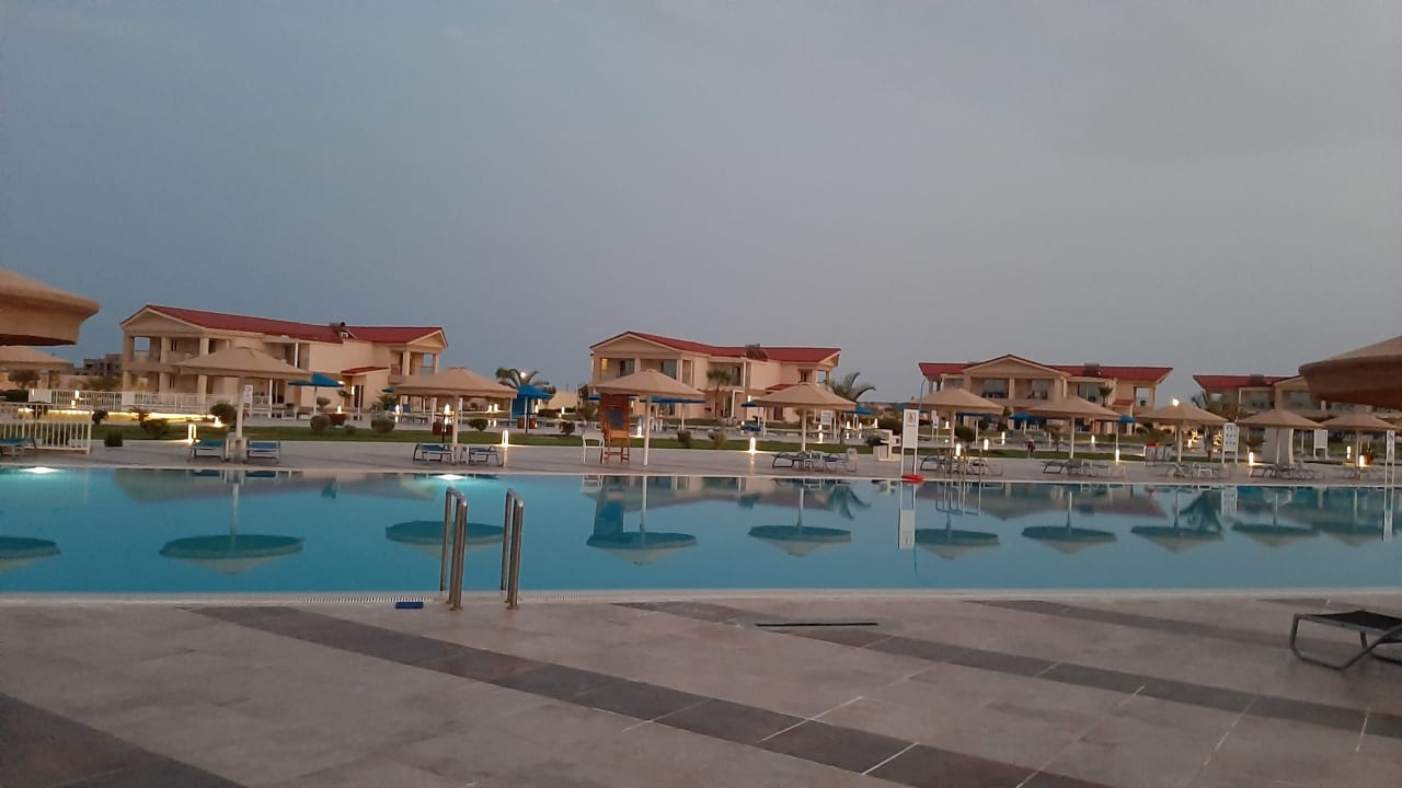 Außenansicht Pickalbatros Sea World Resort - Marsa Alam